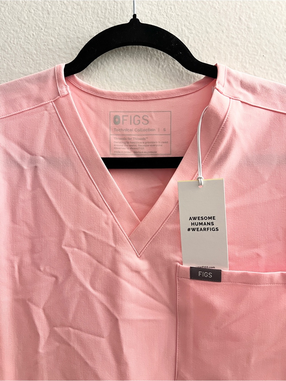 FIGS | Catarina One Pocket Scrub Top 3.0 in Sunrise Pink - Size S - Picture 6 of 9